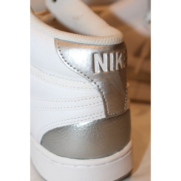 Nike Court Vision Mid Men\'s Basketball Shoes WHITE SILVER NWOB SZ 11 main image 3